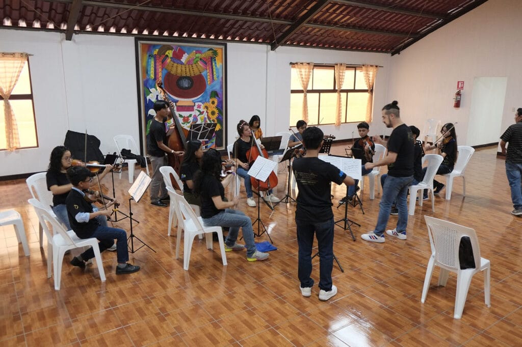 Ensayo San Lucas Musica para Juventud GT